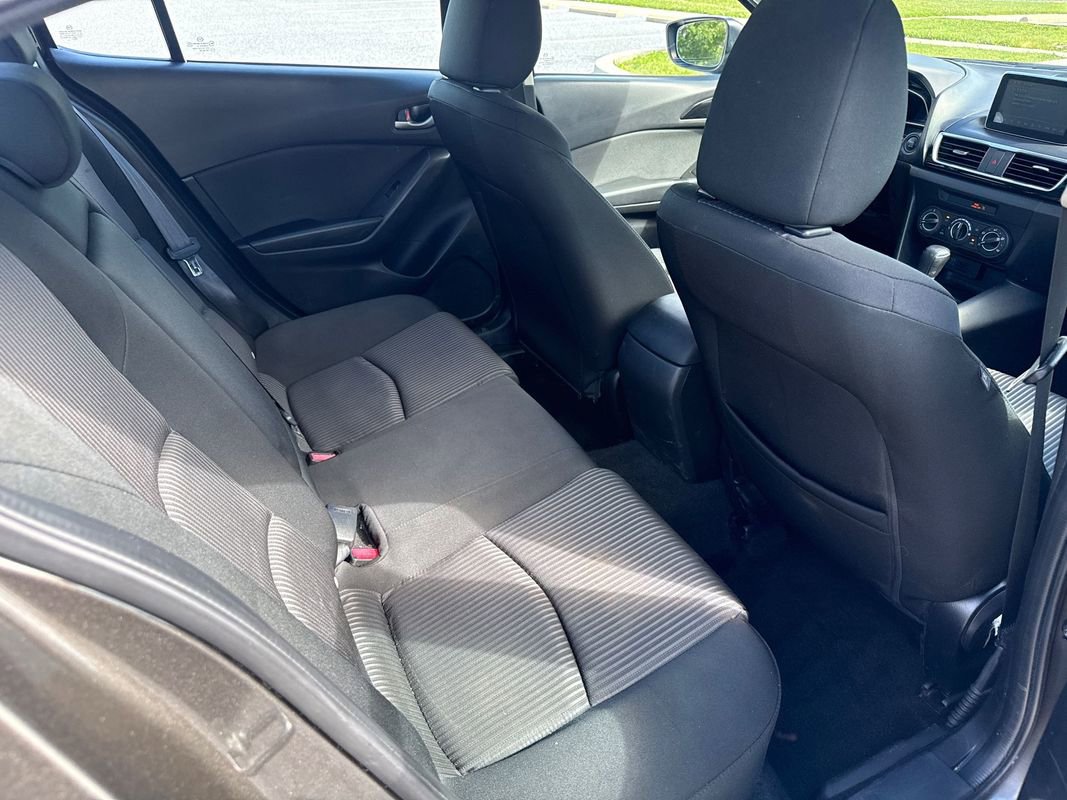 Used 2016 MAZDA MAZDA3 i Touring FWD image 13