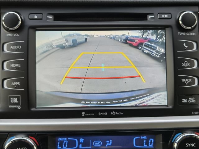 Used 2019 Toyota Highlander Limited AWD/4WD image 16