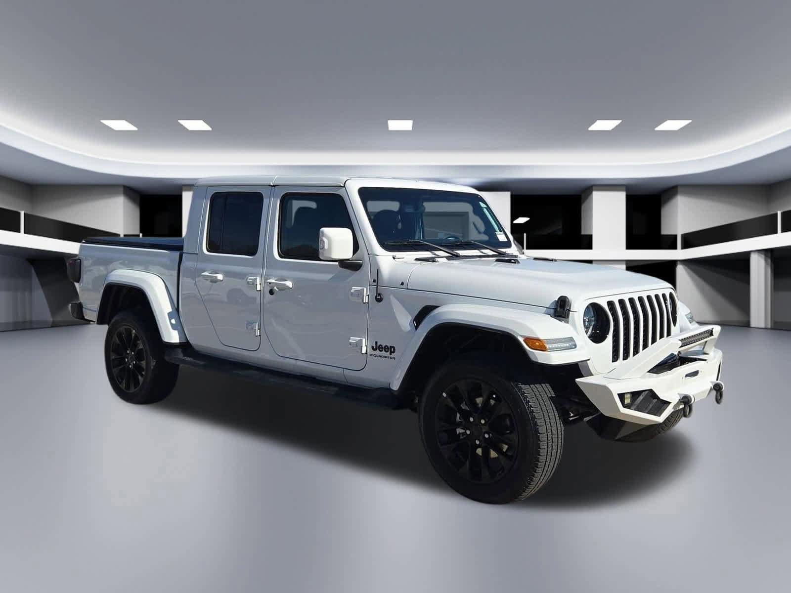 Used 2023 Jeep Gladiator Overland image 8
