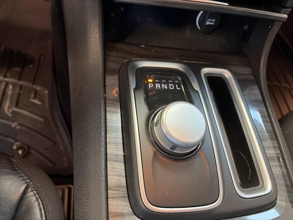 Used 2020 Chrysler 300 Touring L w/ Quick Order Package 2EF image 34