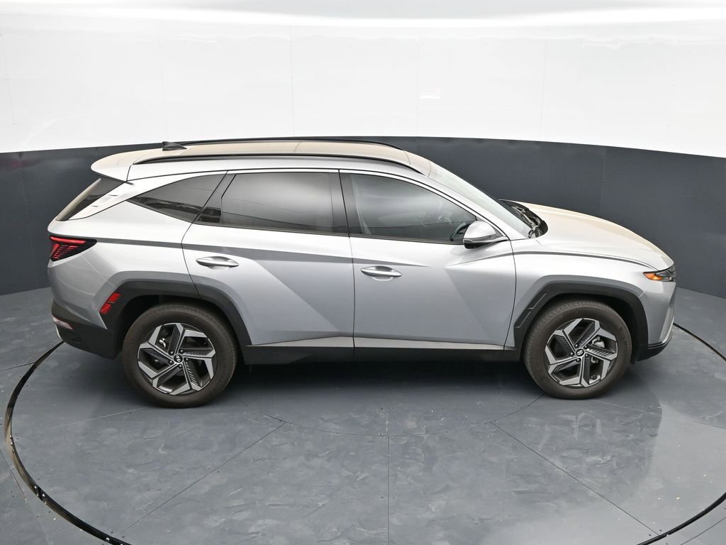 Used 2023 Hyundai Tucson Limited AWD/4WD image 32