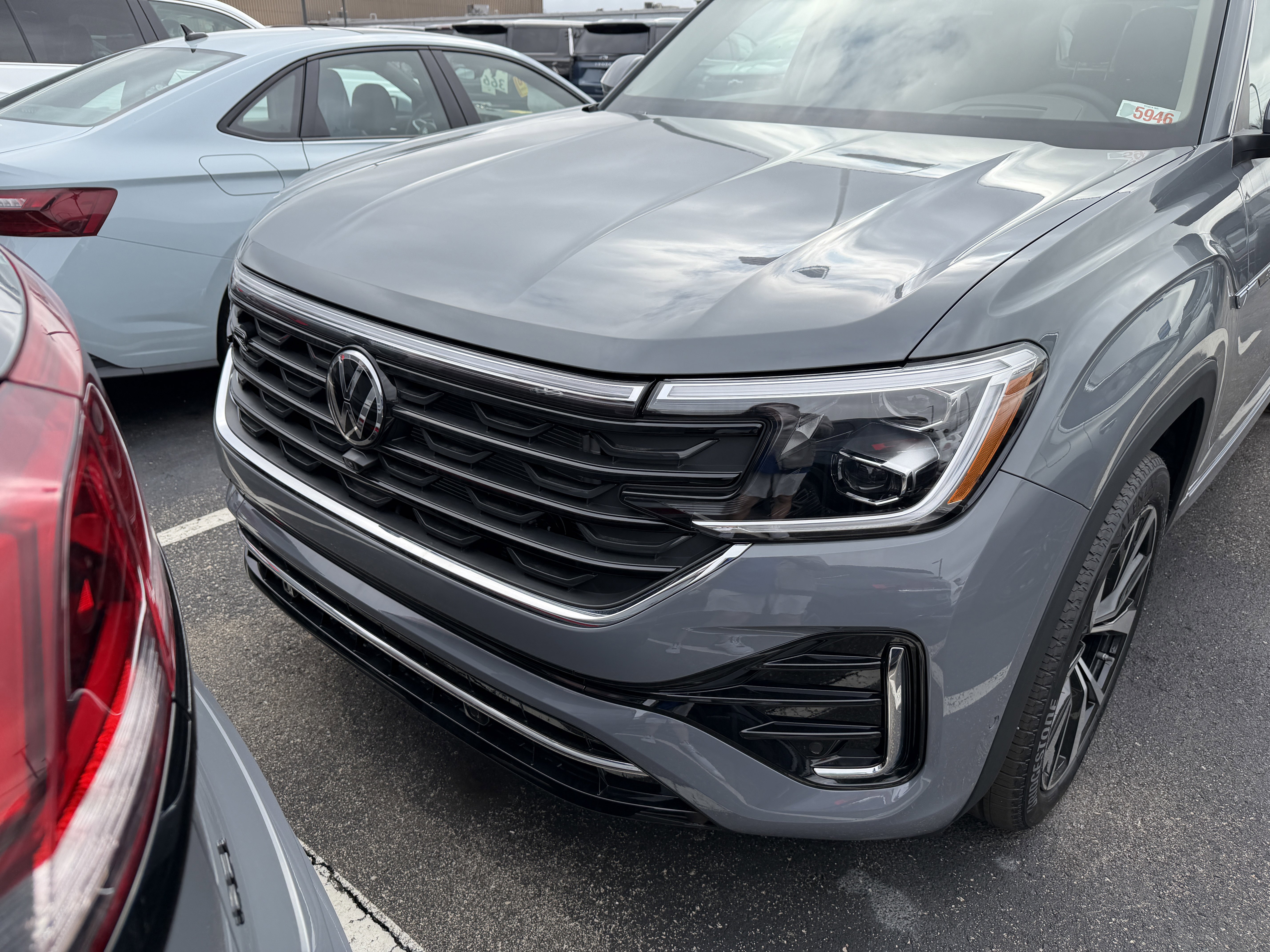 New 2026 Volkswagen Atlas SEL Premium R-Line image 3