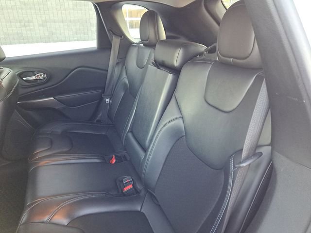 Used 2020 Jeep Cherokee Latitude Plus w/ Cold Weather Group image 21