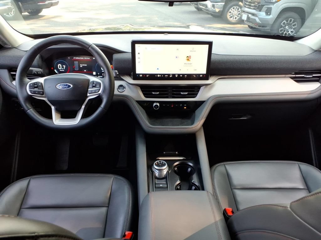 Used 2025 Ford Explorer Active w/ Active Comfort Package AWD/4WD image 20