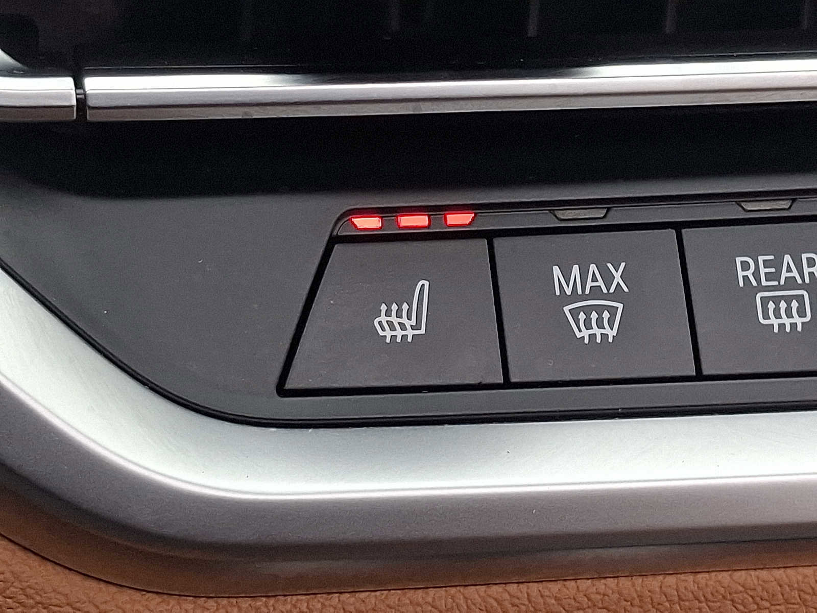 Used 2023 BMW 440i xDrive Convertible w/ Premium Package image 25