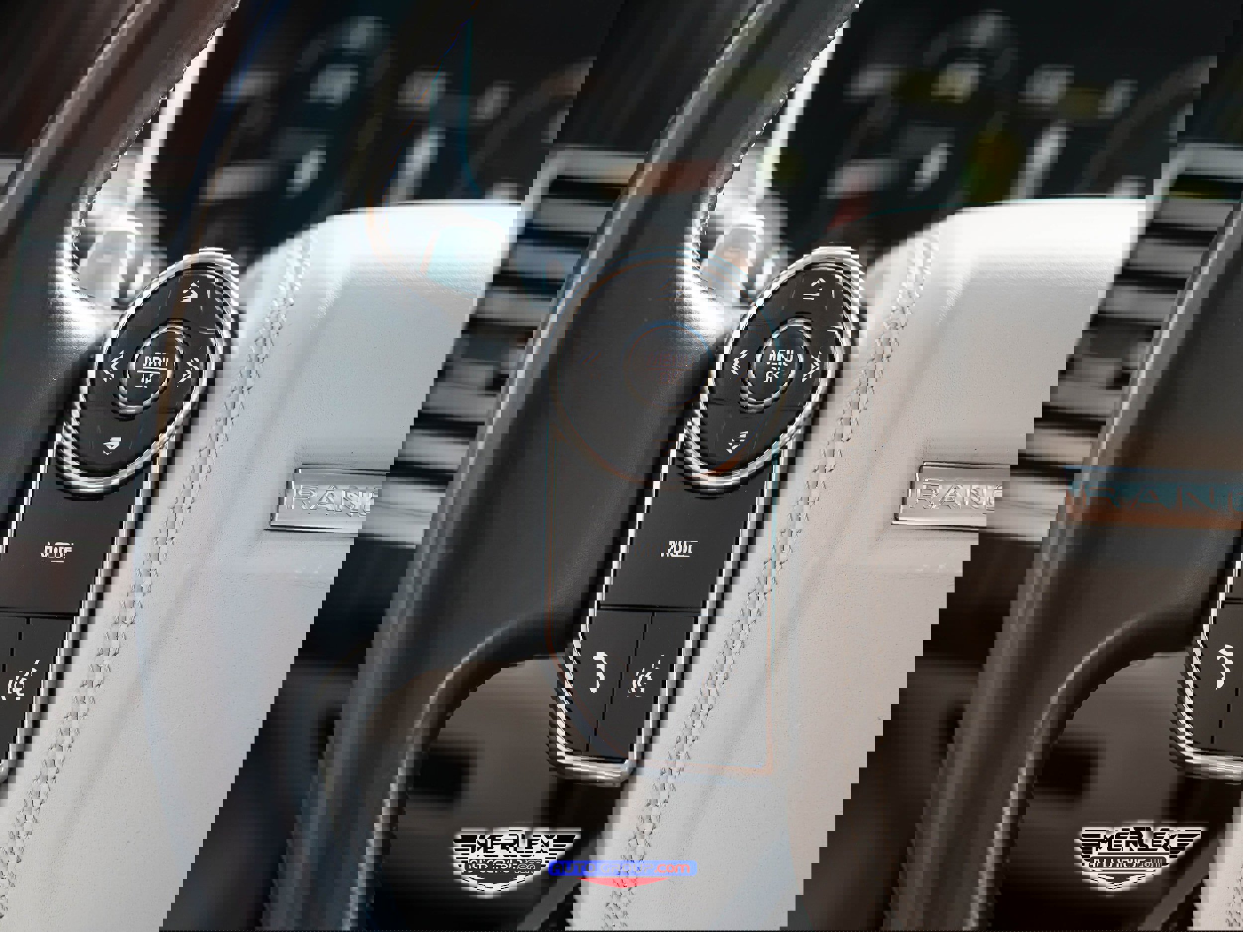 Used 2016 Land Rover Range Rover Holland & Holland image 26