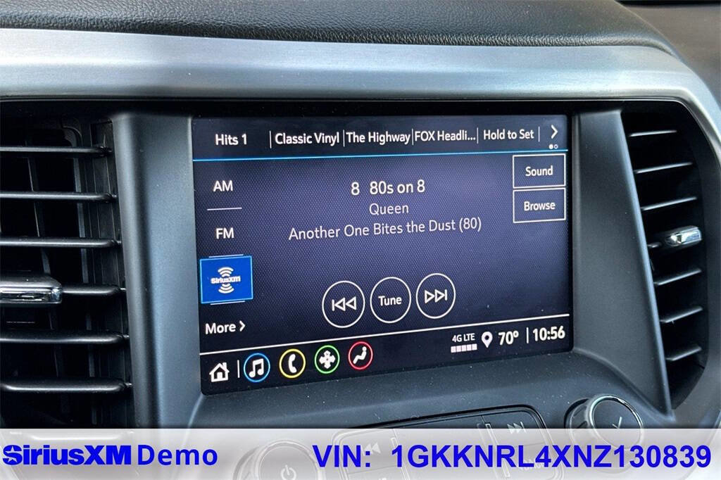 Used 2022 GMC Acadia SLE image 30