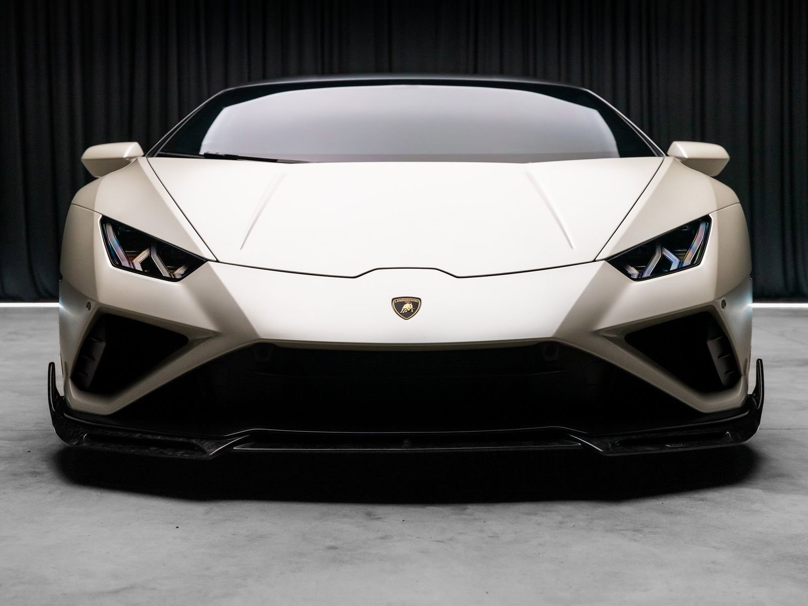 Used 2021 Lamborghini Huracan EVO image 24