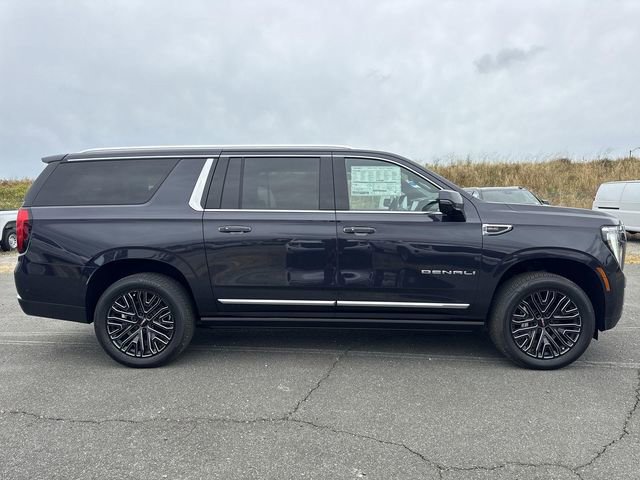 New 2026 GMC Yukon XL Denali w/ Denali Reserve Package image 3