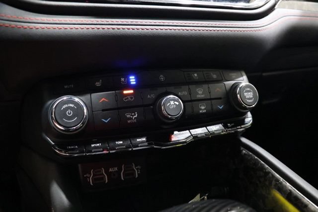 Used 2023 Dodge Durango R/T AWD/4WD image 26