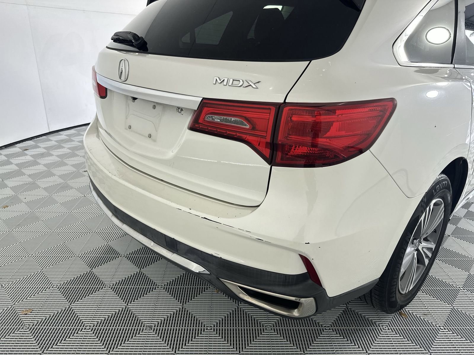 Used 2019 Acura MDX FWD image 26