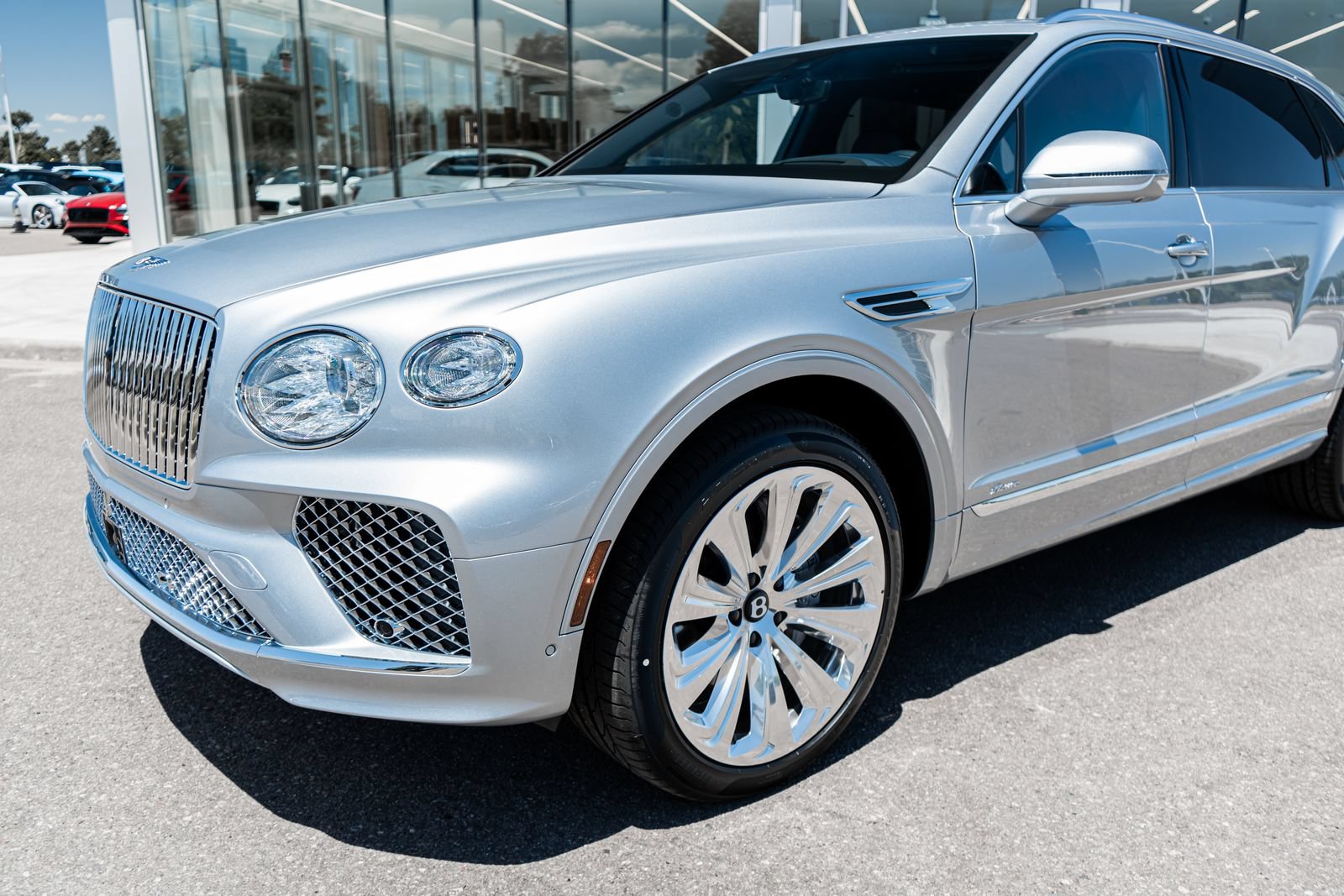 New 2026 Bentley Bentayga Extended Wheelbase AWD/4WD image 21
