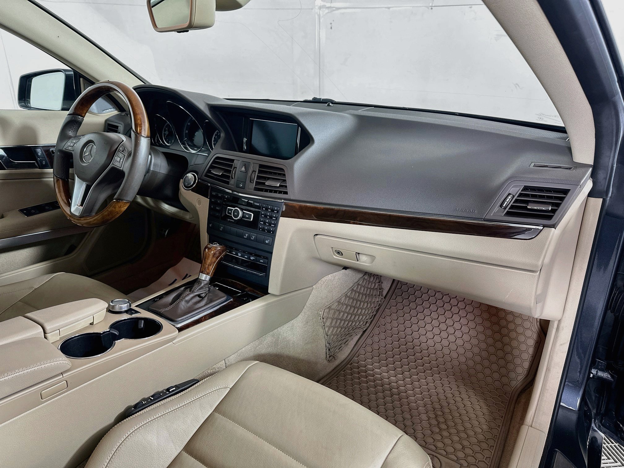 Used 2013 Mercedes-Benz E 350 Cabriolet image 27
