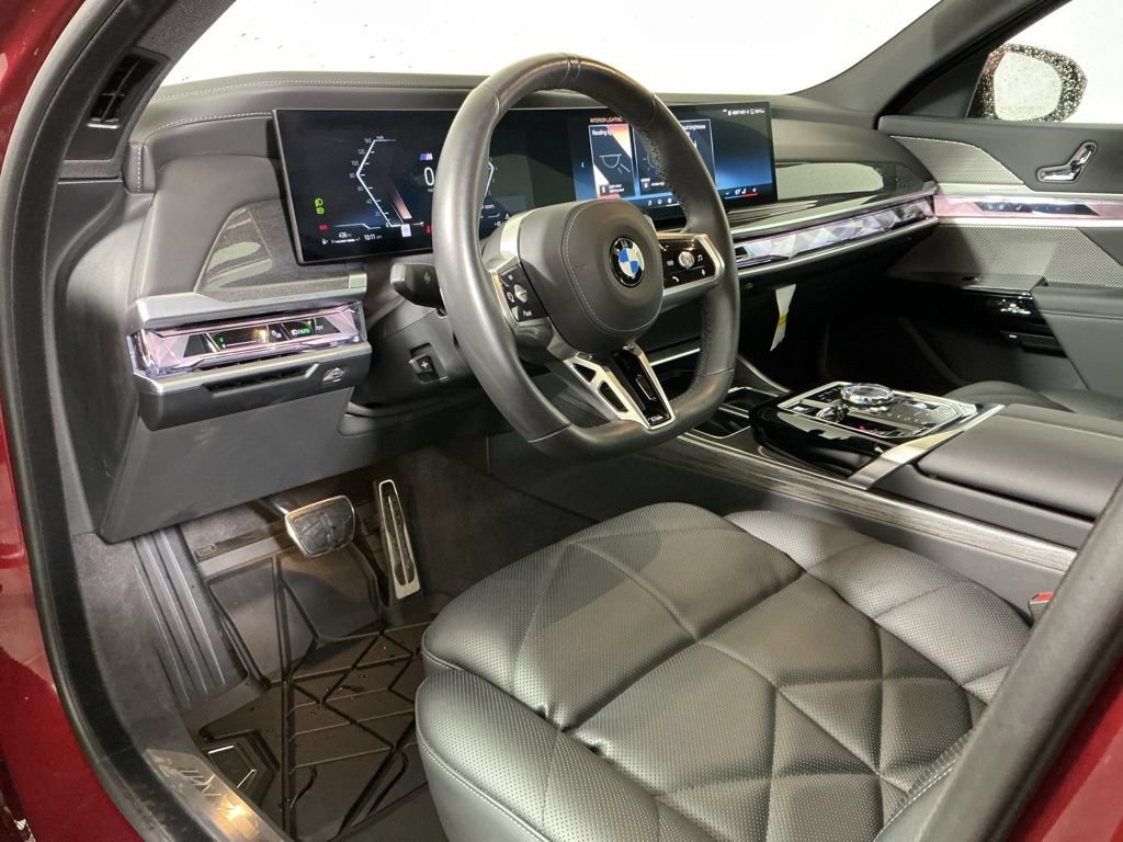 Certified 2025 BMW 740i xDrive w/ Premium Package AWD/4WD image 20