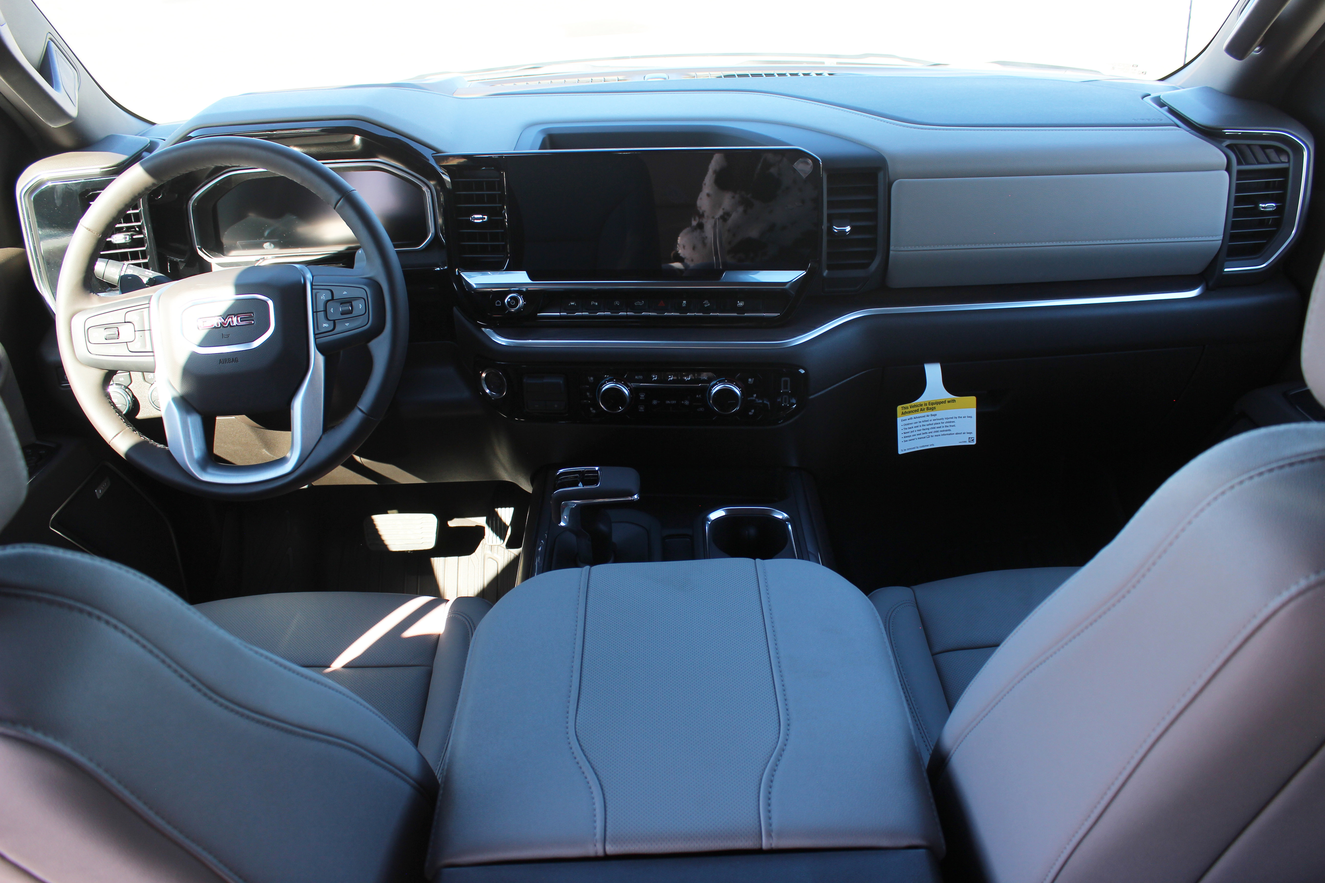 New 2026 GMC Sierra 1500 SLT image 27