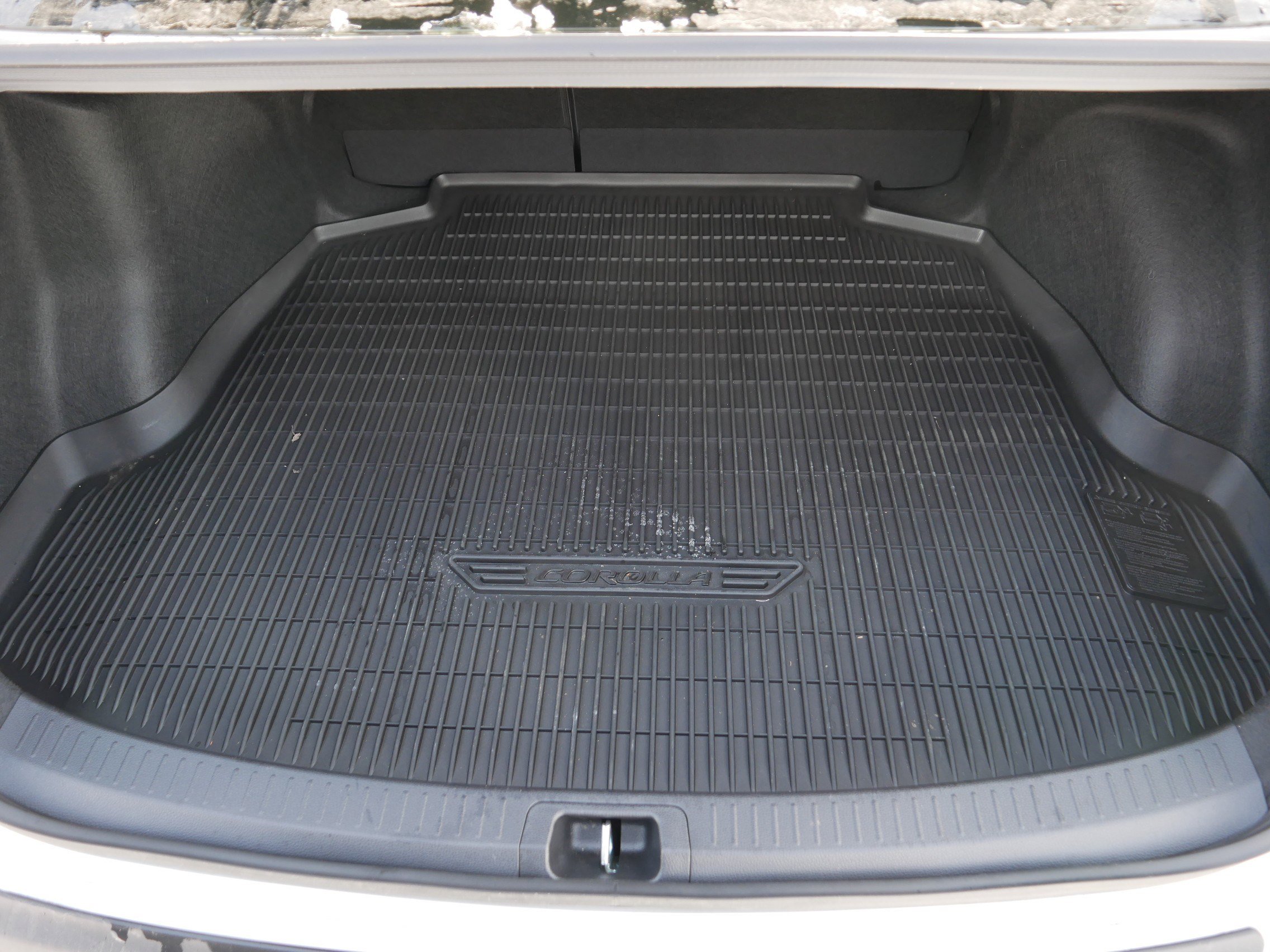 Used 2024 Toyota Corolla LE image 18