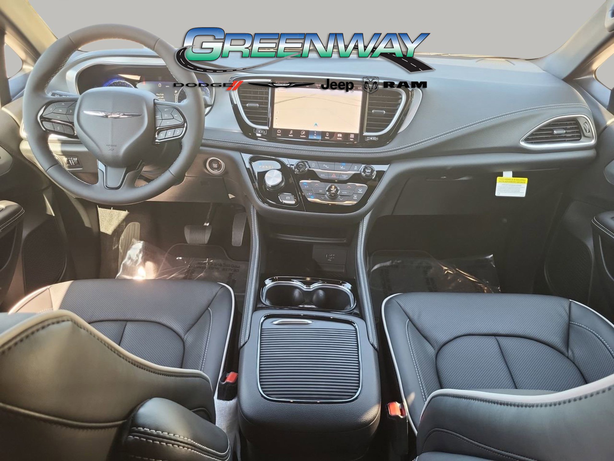 New 2026 Chrysler Pacifica Limited image 12