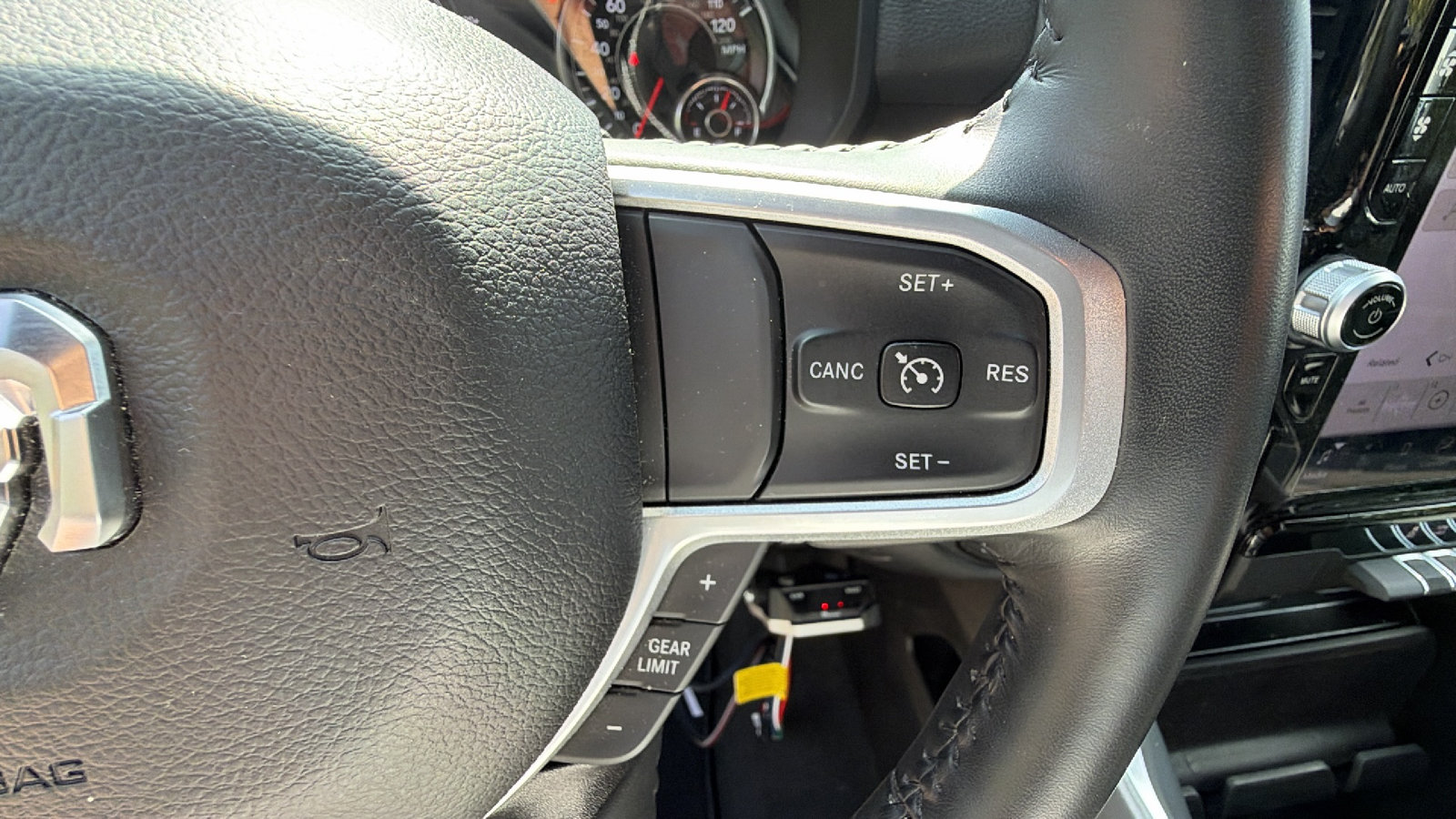 Used 2023 RAM 1500 Big Horn AWD/4WD image 27
