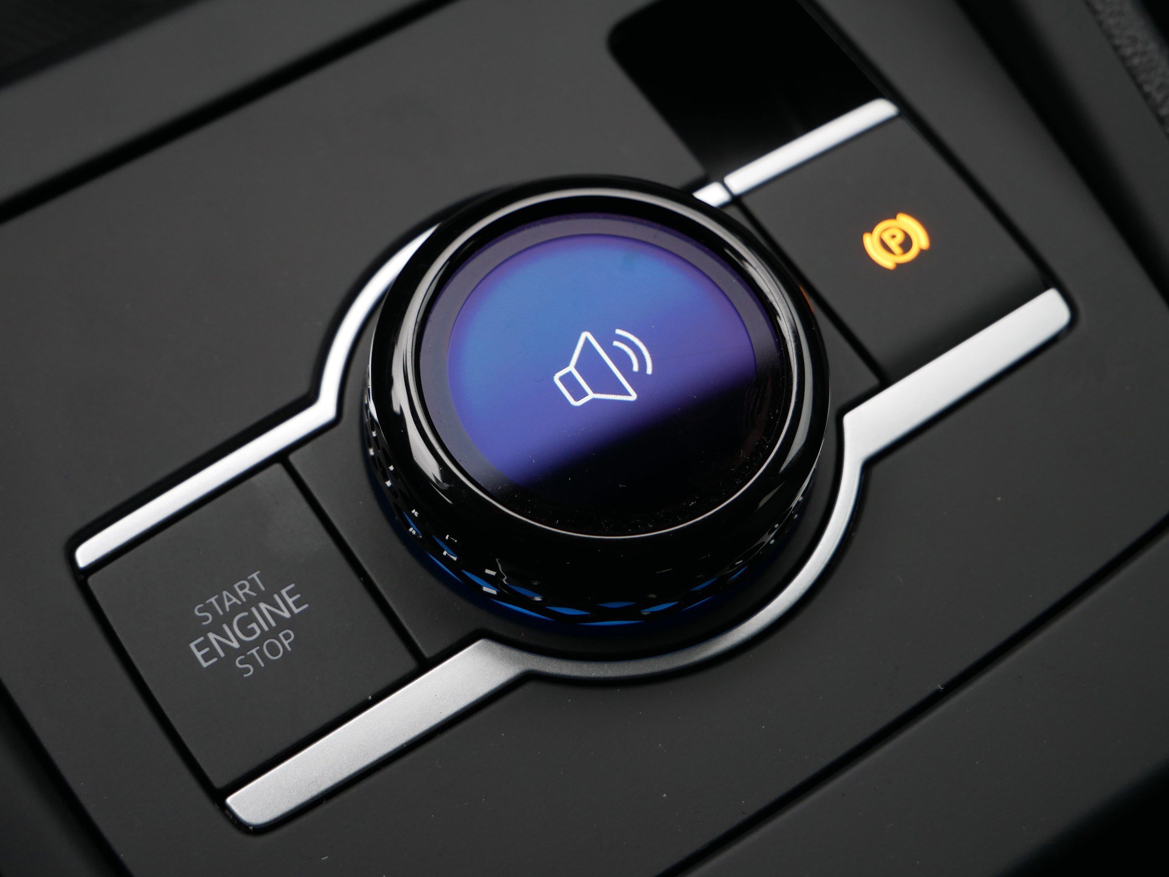 New 2026 Volkswagen Tiguan S image 9