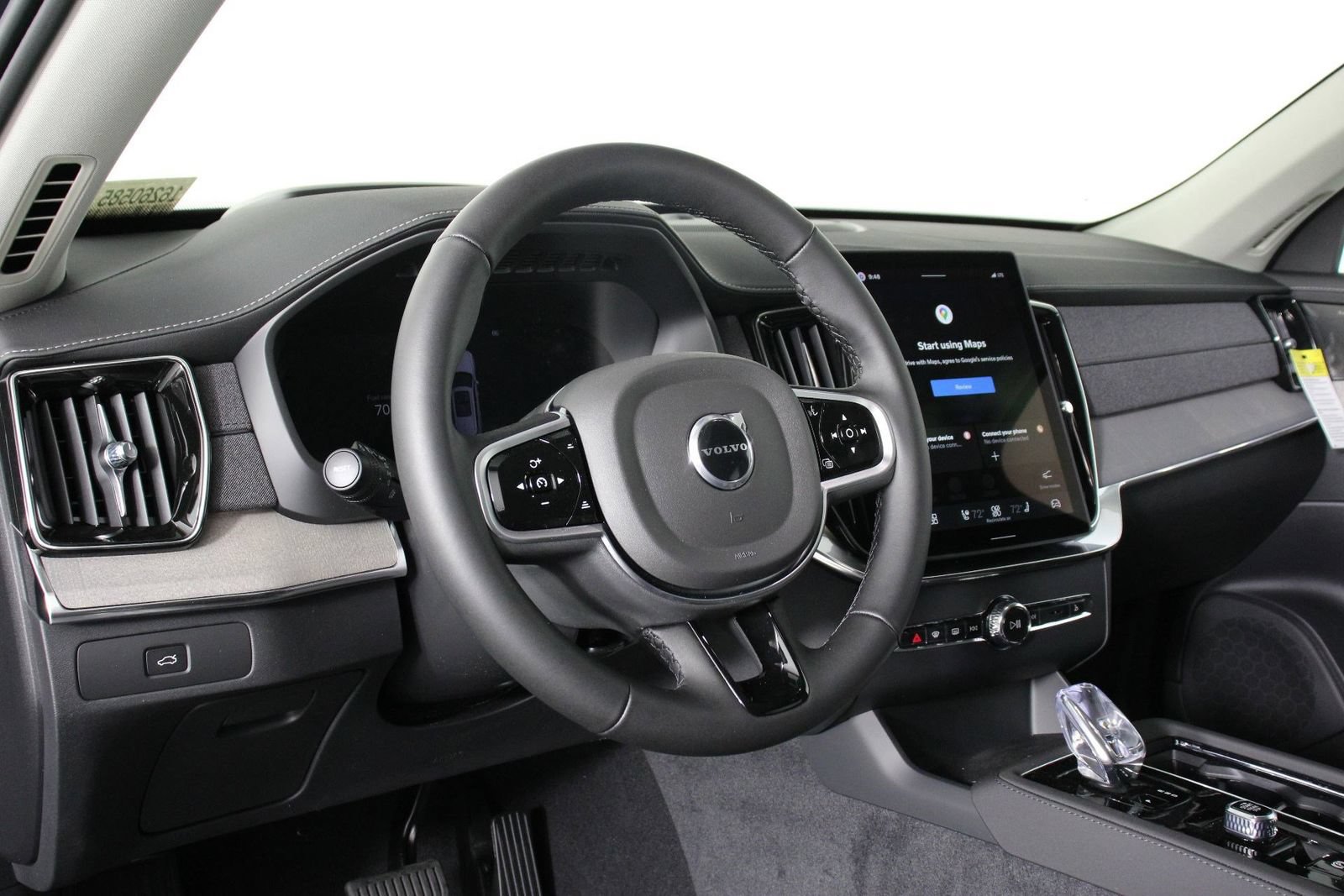 New 2026 Volvo XC90 B6 Ultra w/ Protection Package AWD/4WD image 8