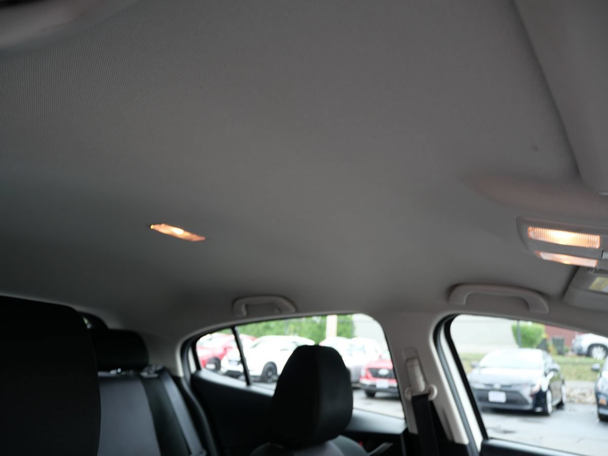 Used 2015 MAZDA MAZDA3 i Touring FWD image 20