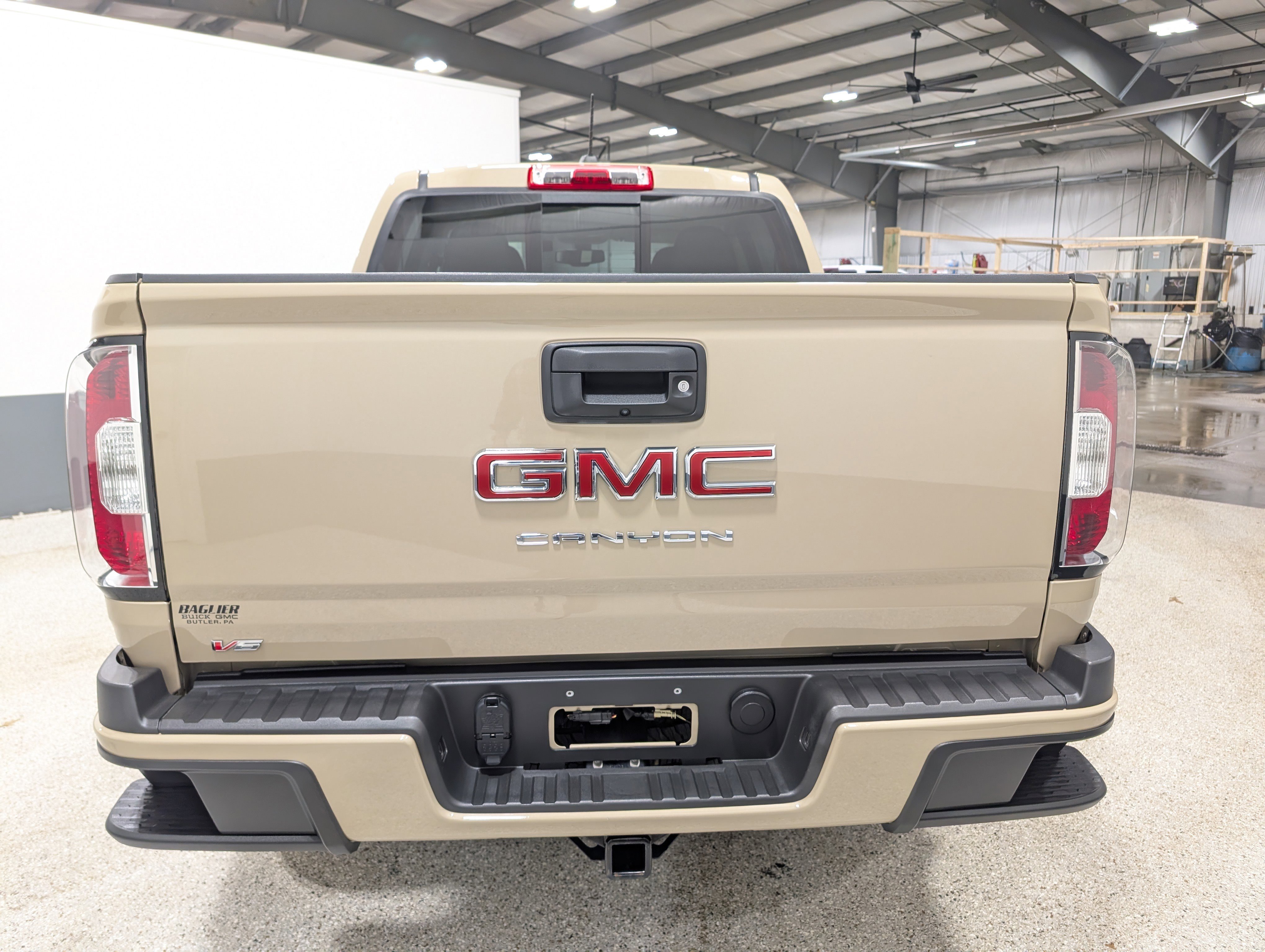 Used 2022 GMC Canyon Elevation w/ Elevation Premium Package image 4