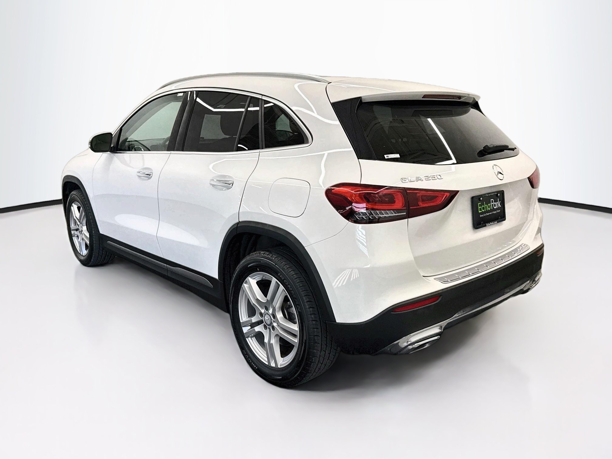 Used 2023 Mercedes-Benz GLA 250 w/ Premium Package image 5