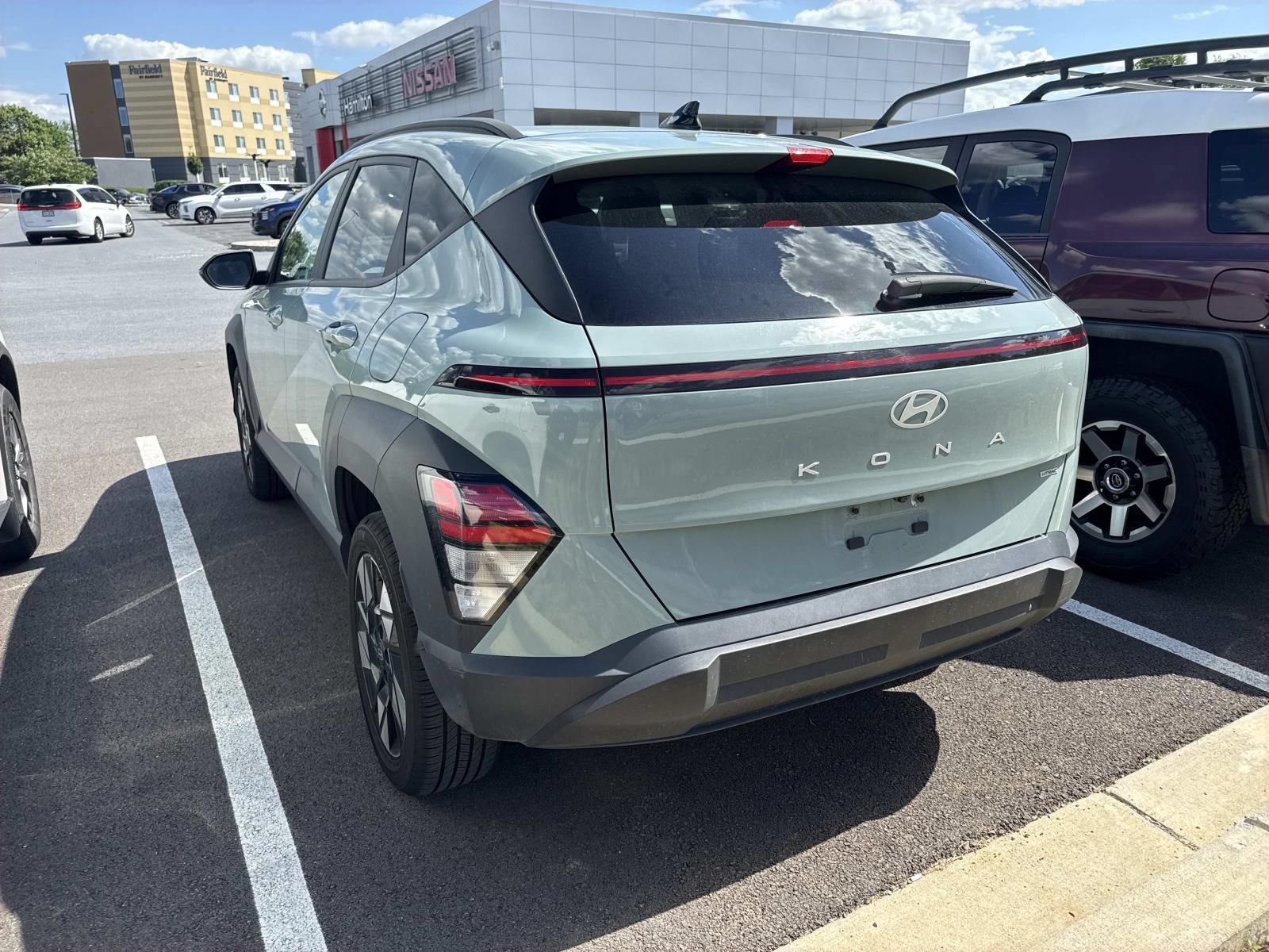 Used 2024 Hyundai Kona SEL AWD/4WD image 2