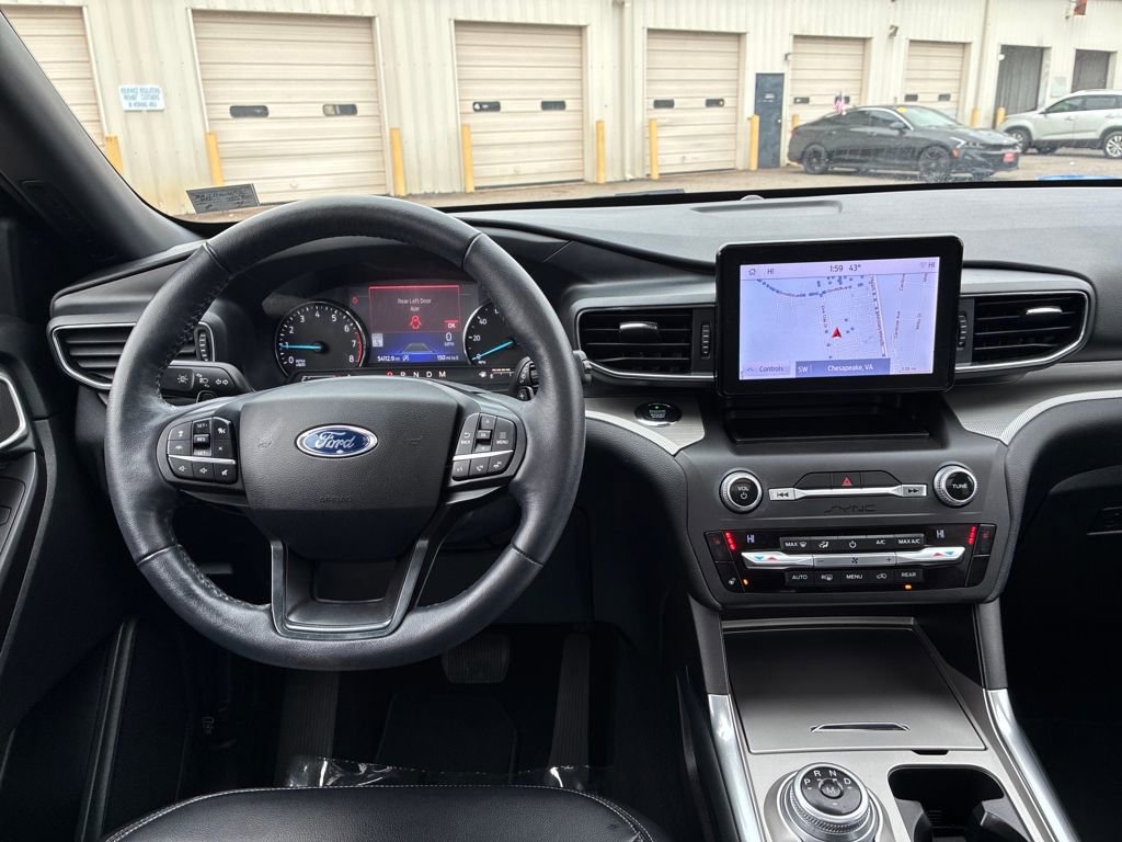 Used 2020 Ford Explorer XLT w/ Equipment Group 202A image 14