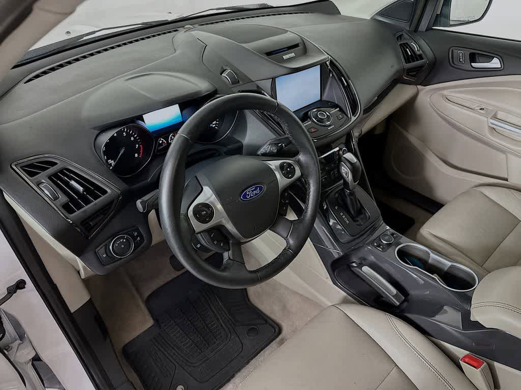 Used 2014 Ford Escape Titanium w/ Equipment Group 401A AWD/4WD image 2