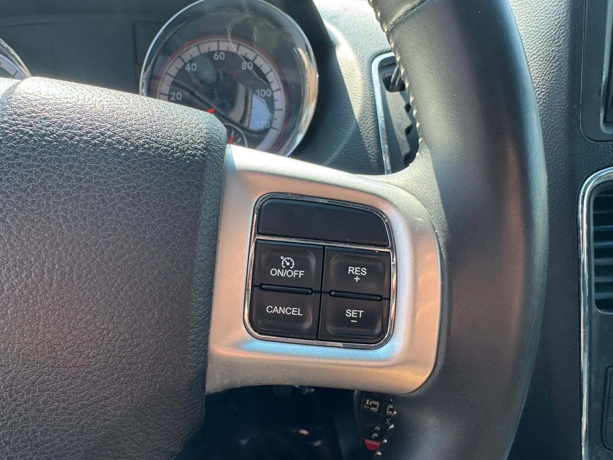 Used 2015 Dodge Grand Caravan SXT w/ Blacktop Package image 18