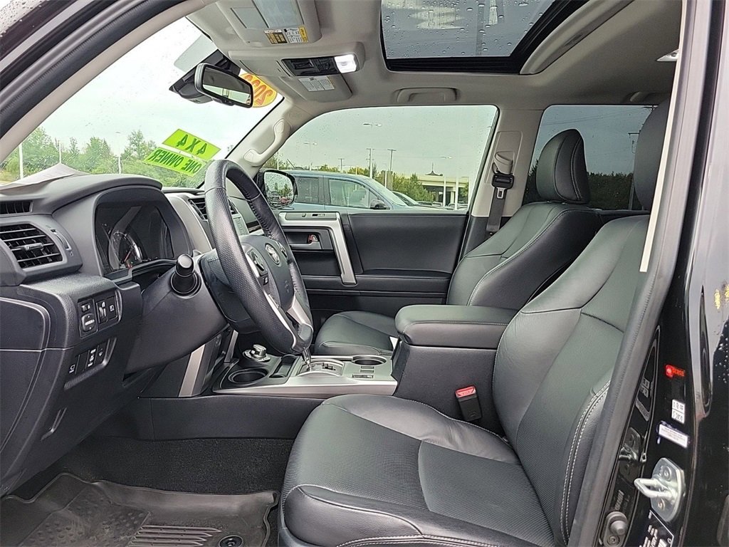 Used 2023 Toyota 4Runner Limited image 15