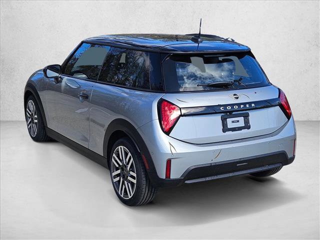 Used 2026 MINI Cooper 2-Door Hardtop FWD image 7