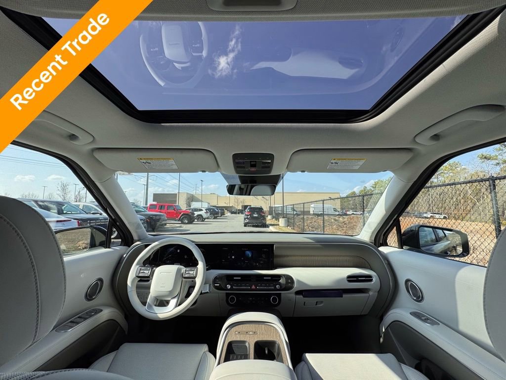 Used 2026 Hyundai Palisade SEL image 3