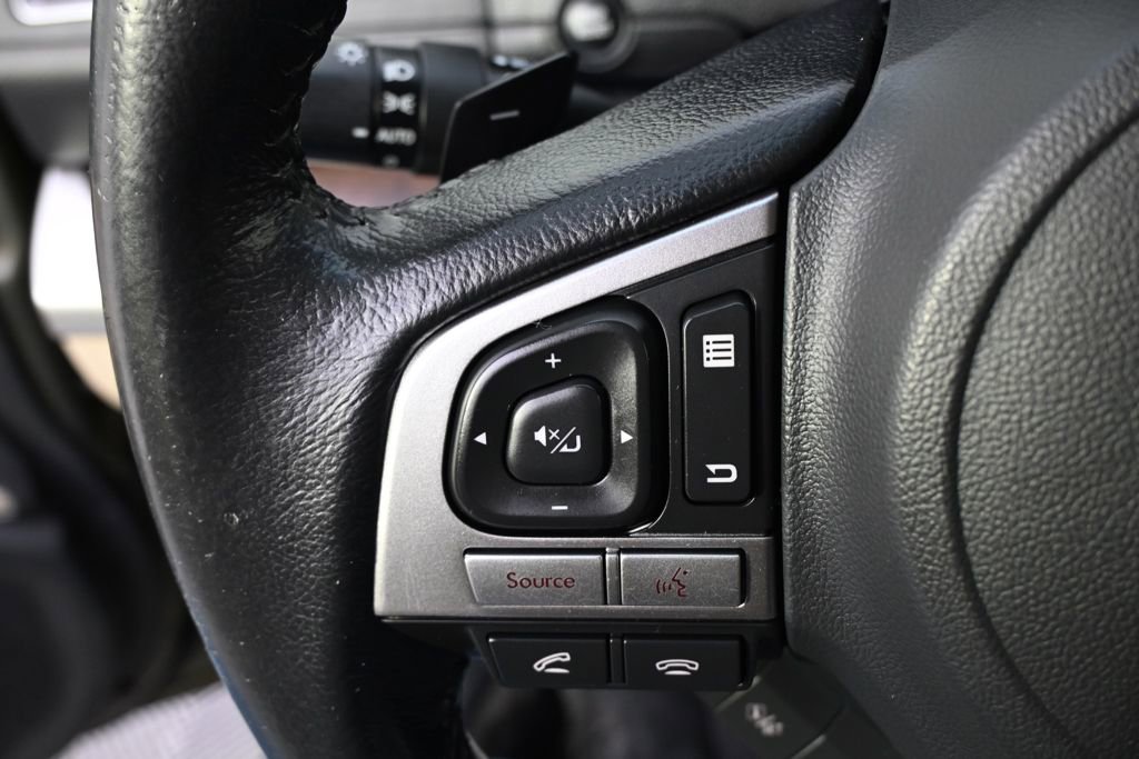 Used 2015 Subaru Outback 3.6R Limited image 35