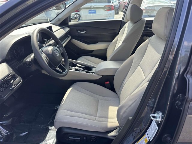 Used 2025 Honda Accord SE image 13