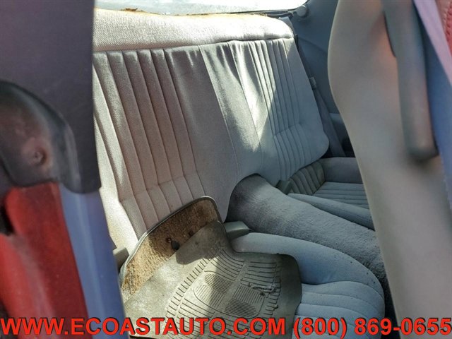 Used 1990 Pontiac Firebird Formula RWD image 11