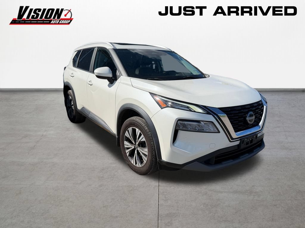 Certified 2023 Nissan Rogue SV w/ SV Premium B Package AWD/4WD image 3