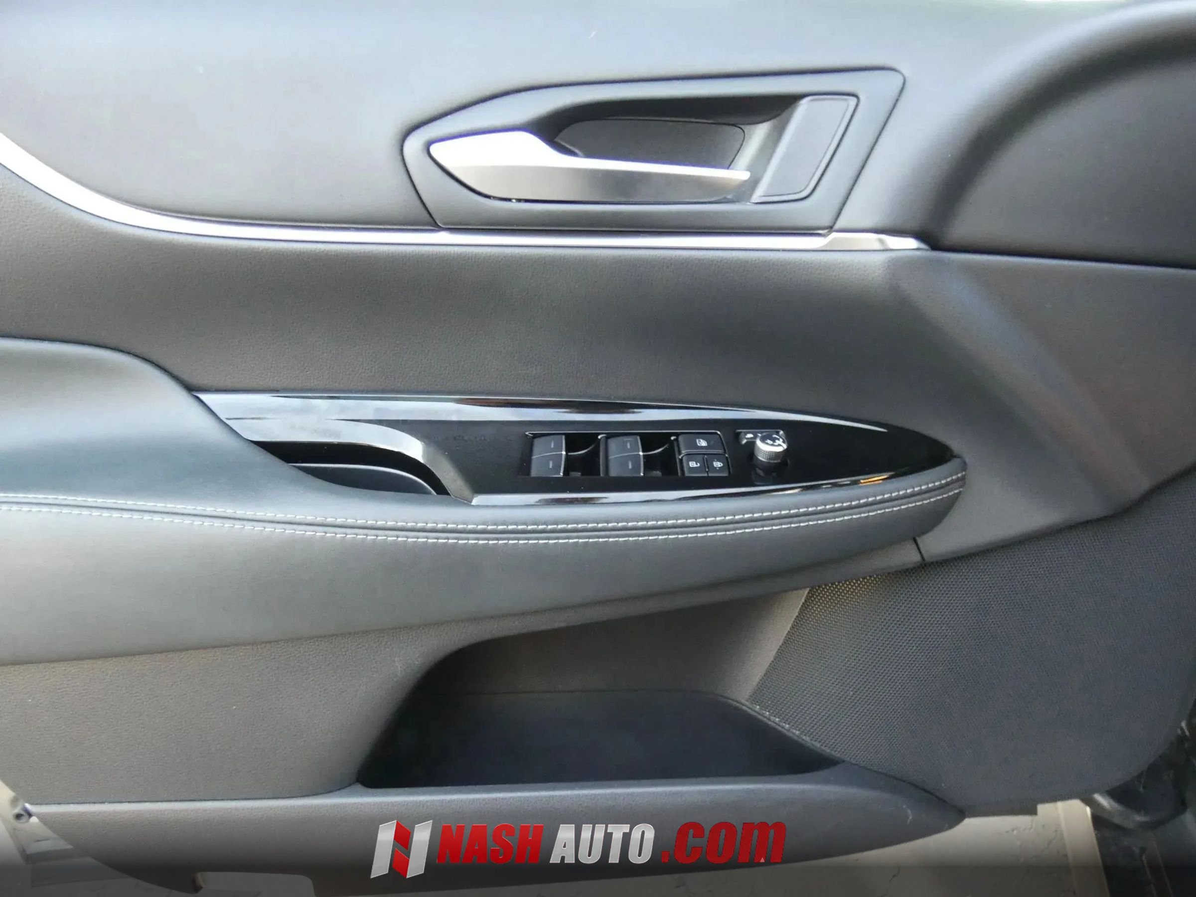 Used 2023 Toyota Mirai w/ Advanced Technology Package RWD image 45