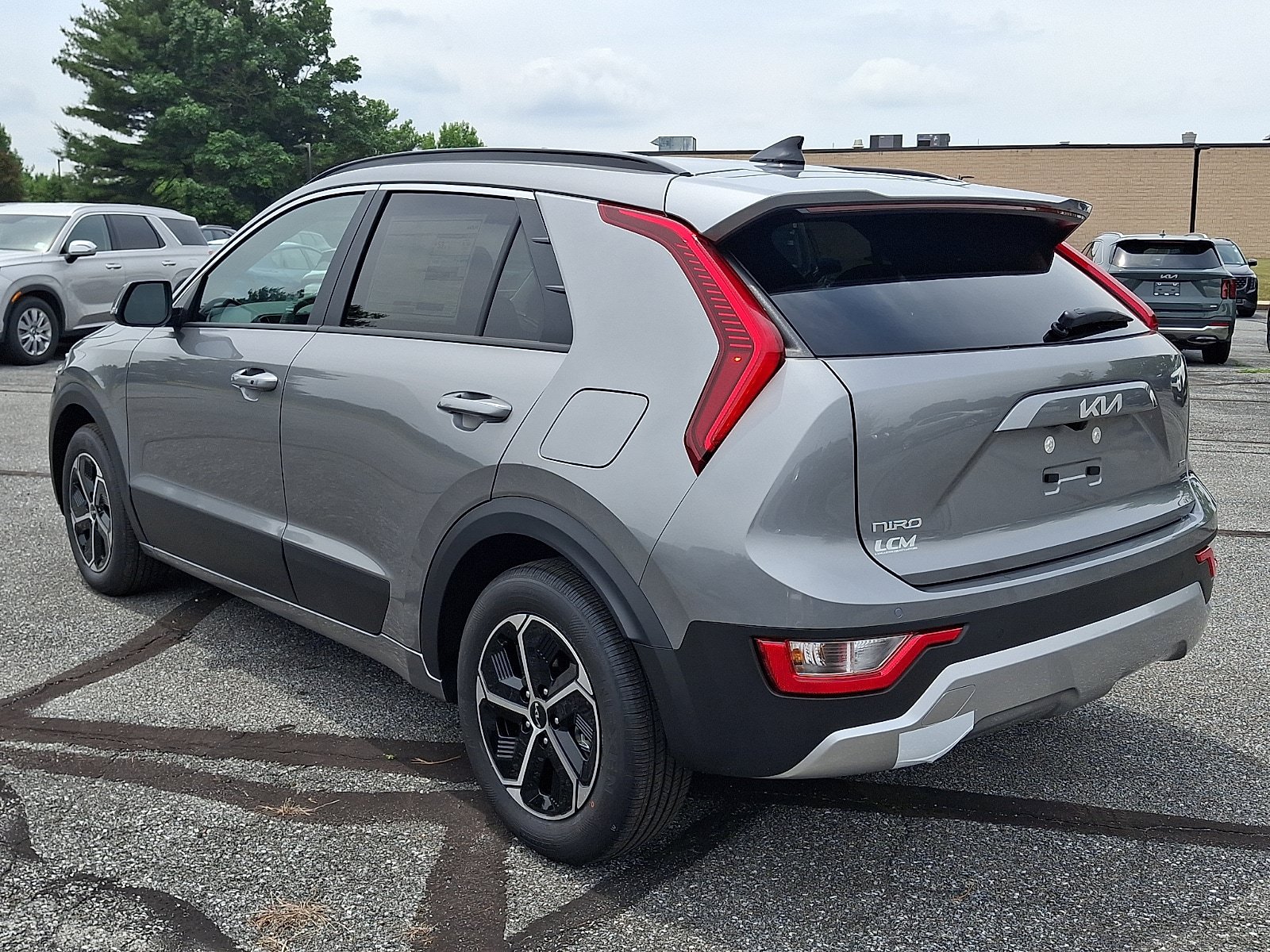 New 2026 Kia Niro EX FWD image 4