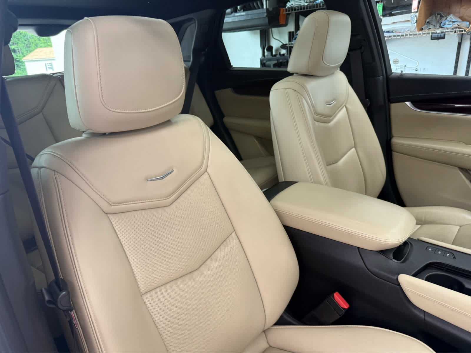 Used 2018 Cadillac XT5 Premium Luxury AWD/4WD image 32