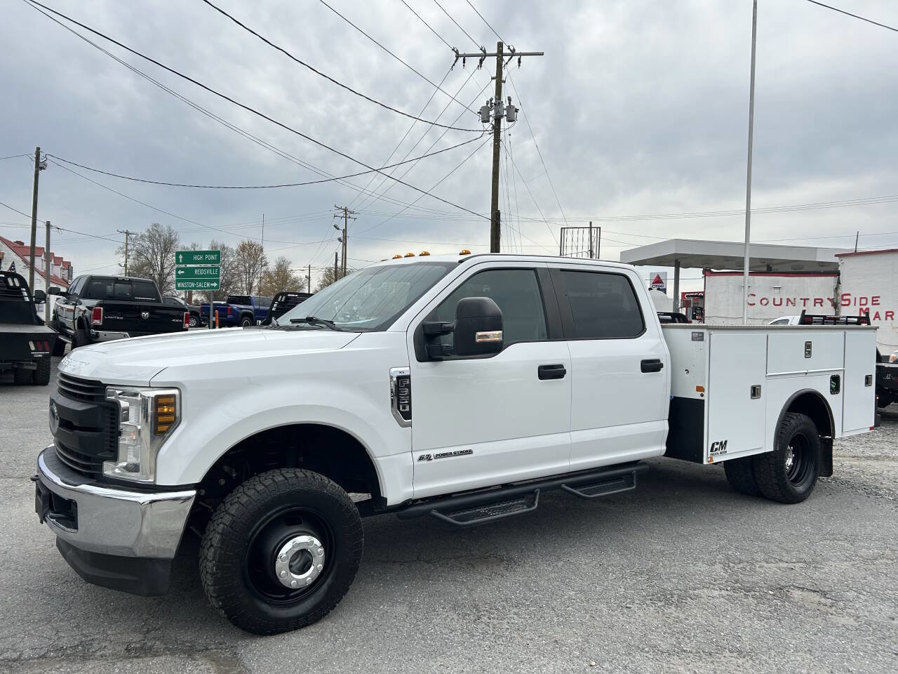 Used 2019 Ford F350 XL w/ Power Equipment Group image 2