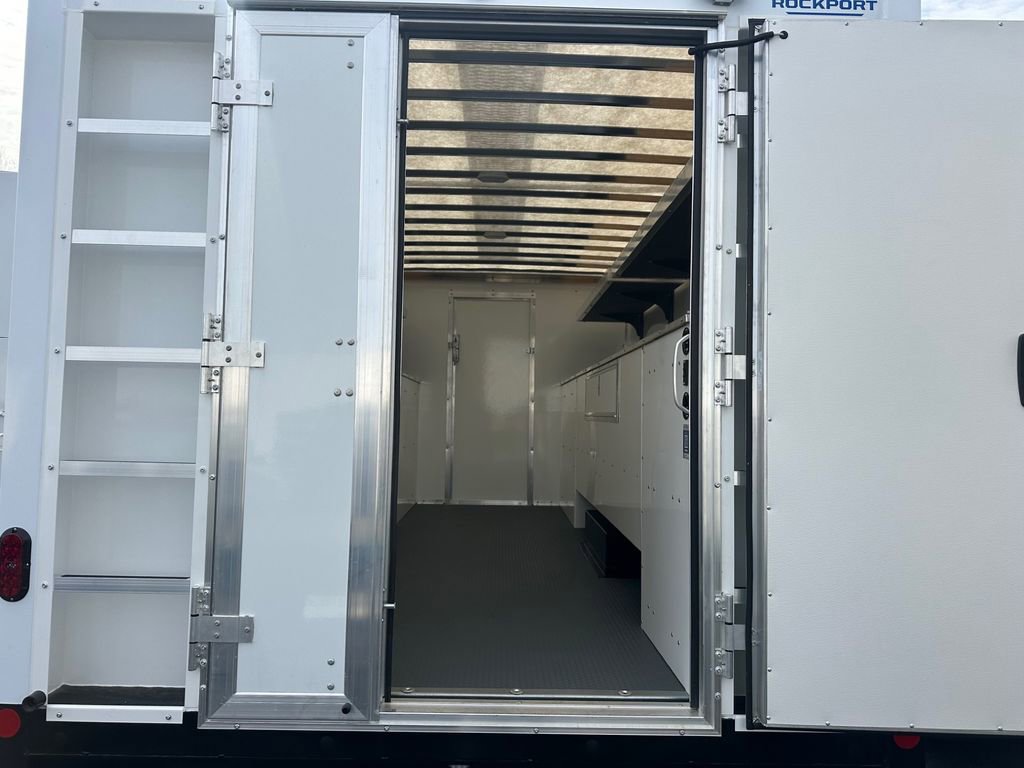 New 2026 Chevrolet Express 4500 w/ Power Convenience Package image 5