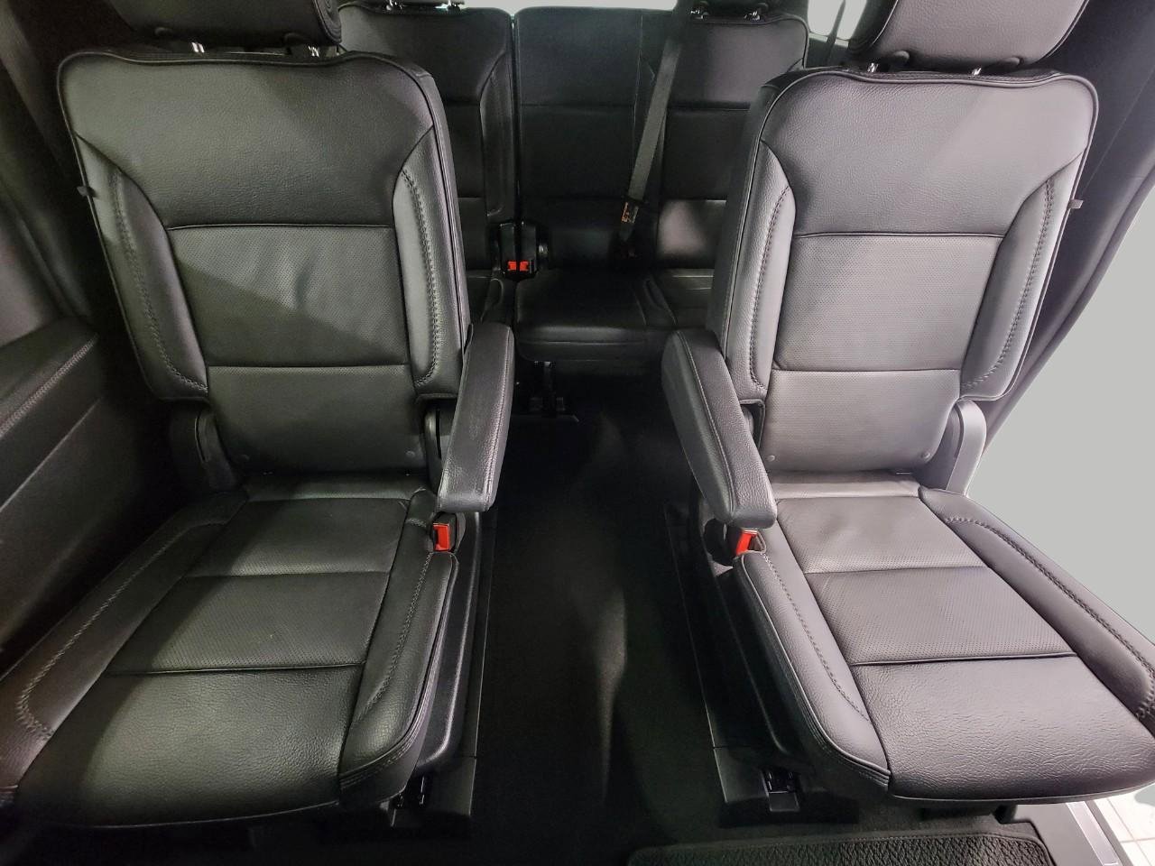 Certified 2025 GMC Yukon XL Denali image 24