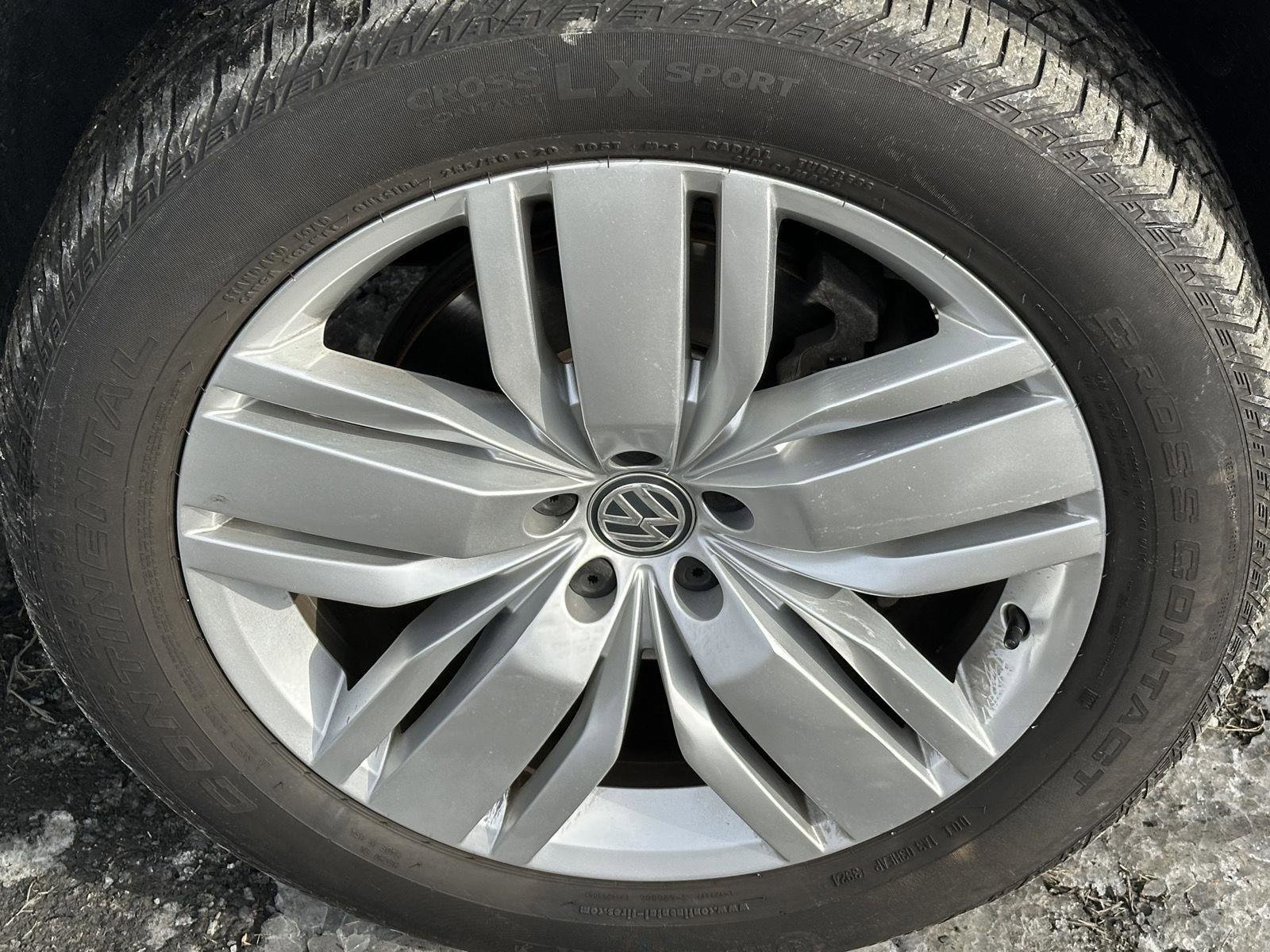 Used 2019 Volkswagen Atlas SE w/ Panoramic Sunroof Package image 10