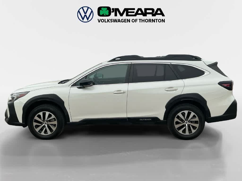 Used 2023 Subaru Outback Premium AWD/4WD image 2