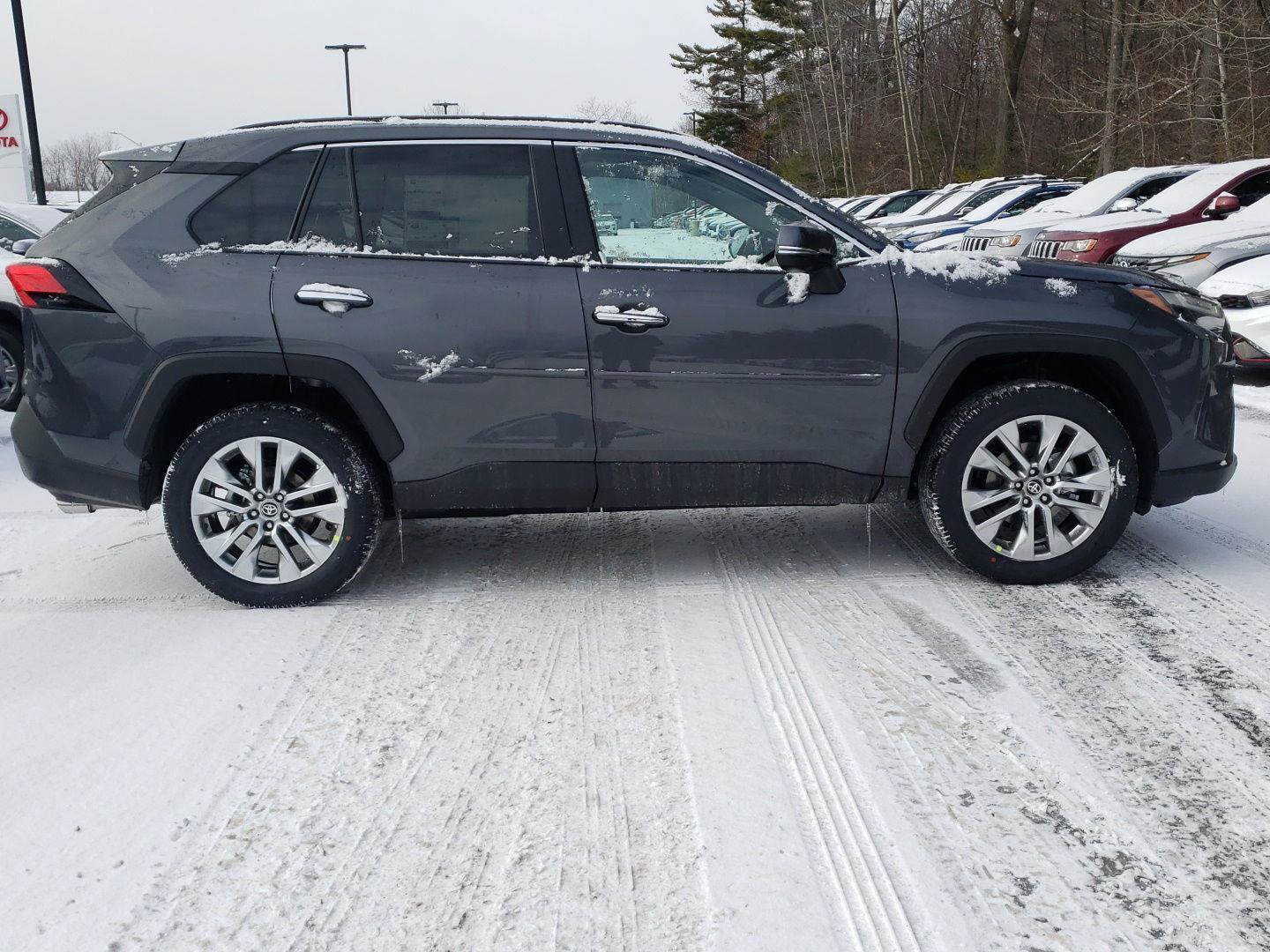 New 2025 Toyota RAV4 Limited image 4