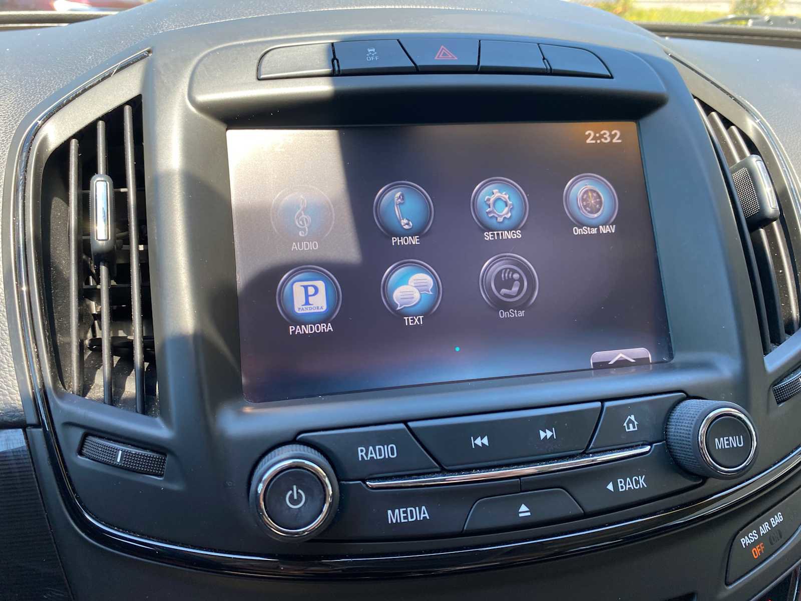 Used 2015 Buick Regal FWD image 20