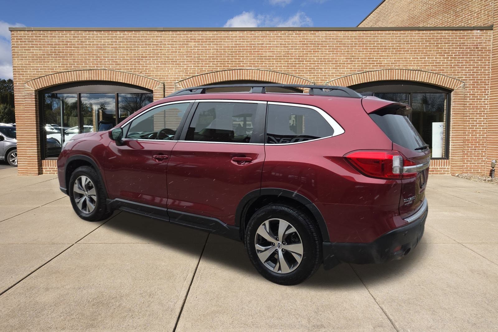 Used 2020 Subaru Ascent Premium w/ Convenience Package image 6