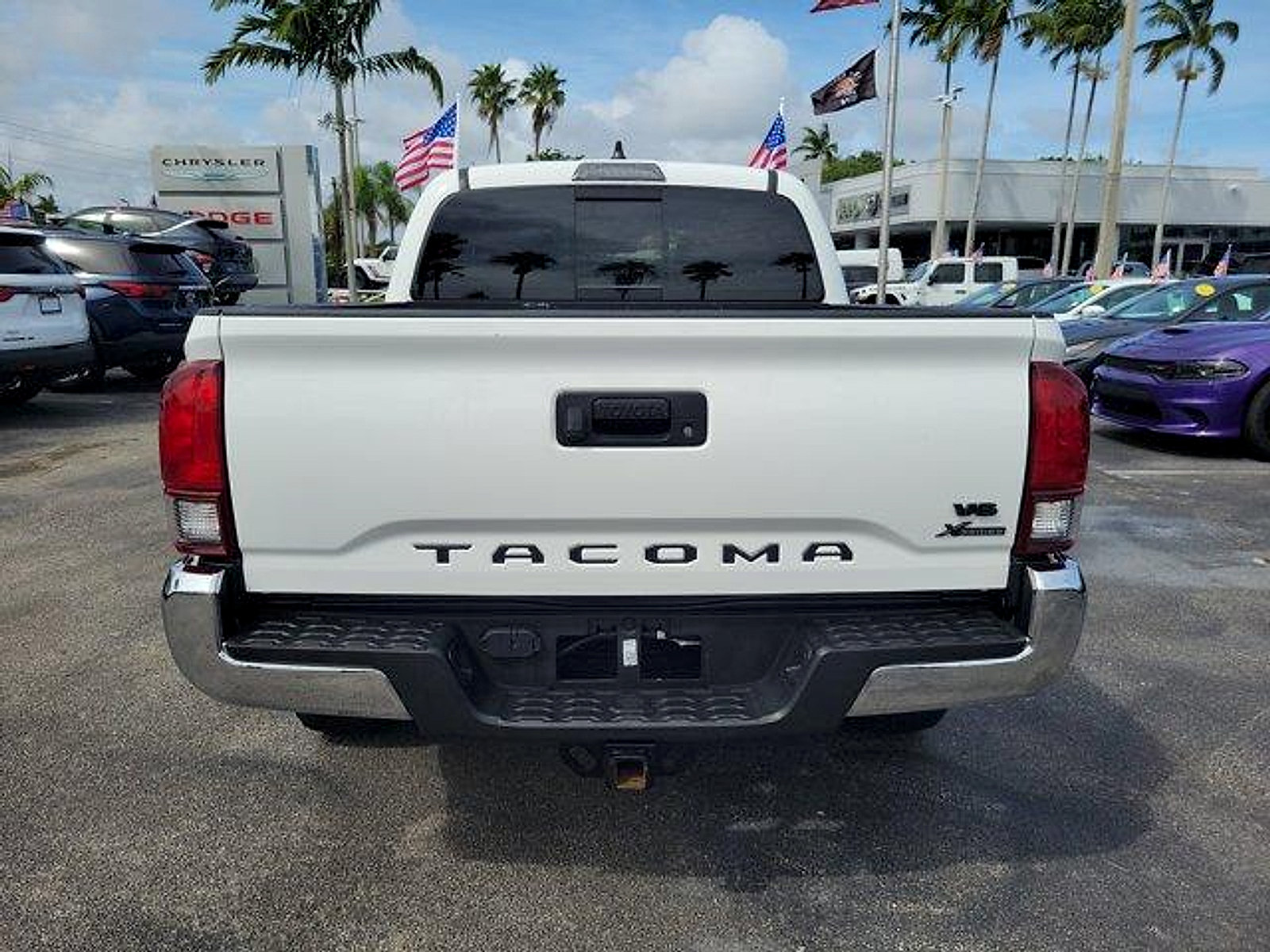Used 2023 Toyota Tacoma SR5 RWD image 6